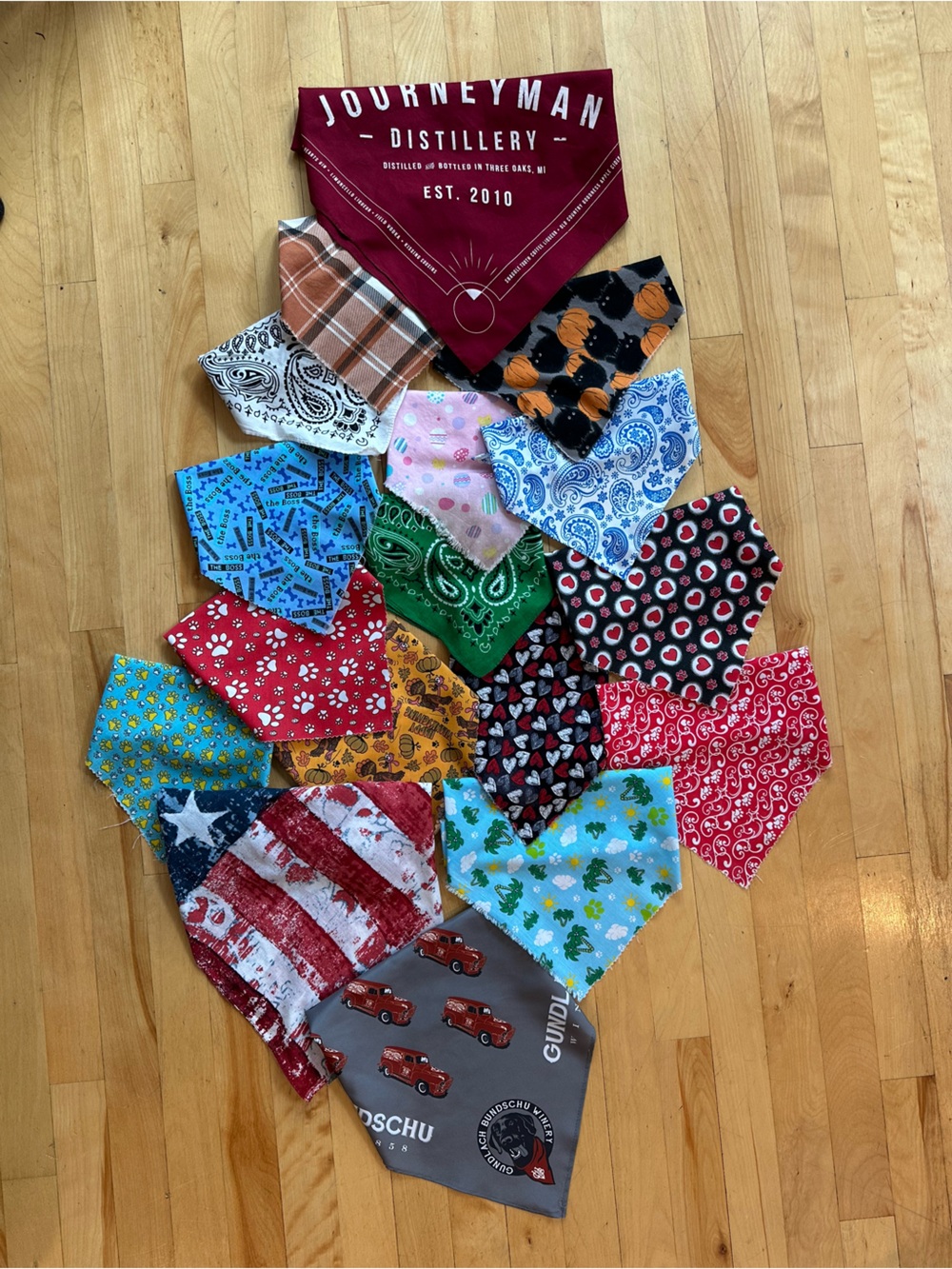 Collection of 17 dog bandanas - your pooch be stylin’ all year!